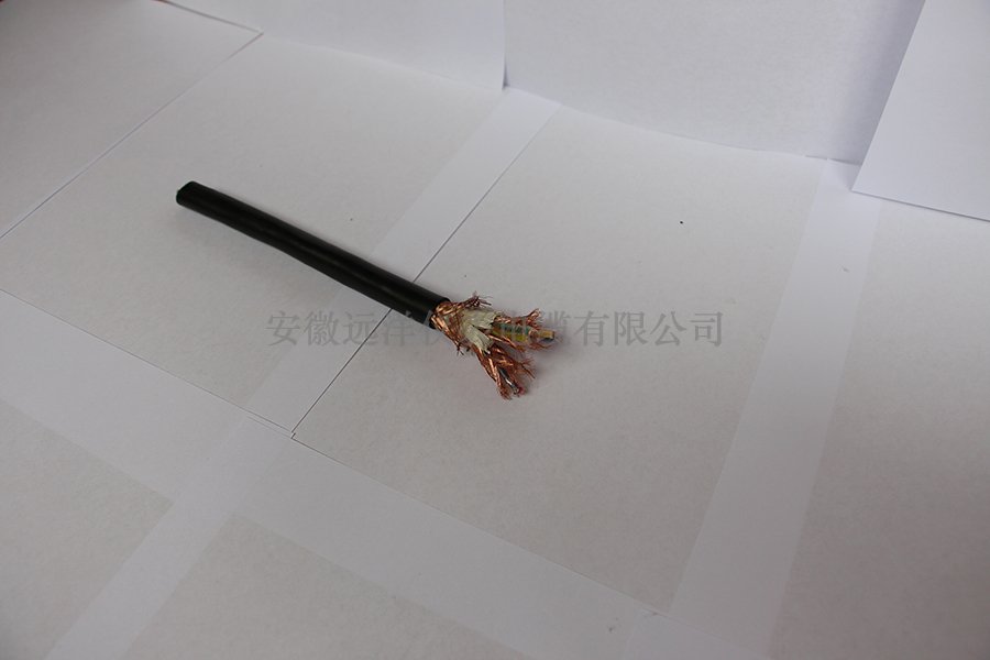 電子計算機(jī)電纜